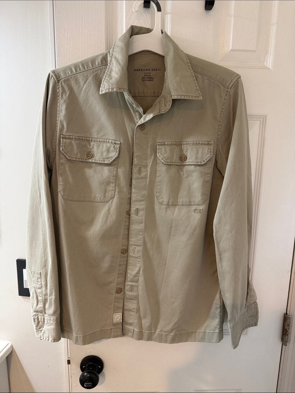 American Eagle Outfitters Men's Light Olive Utility Shirt
